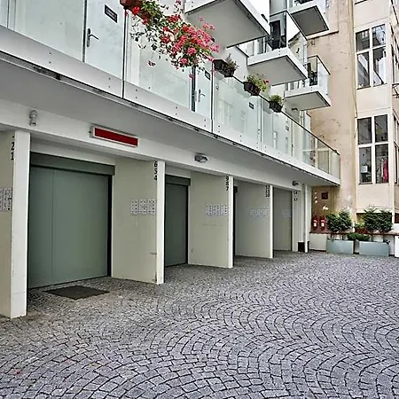 & Aparthotel Praag