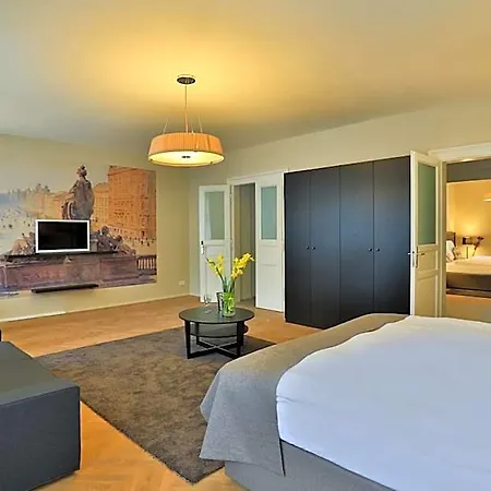 & Aparthotel Praag