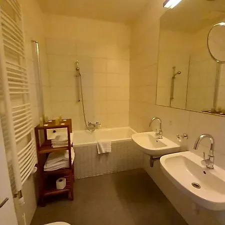 & Apart Otel 4*