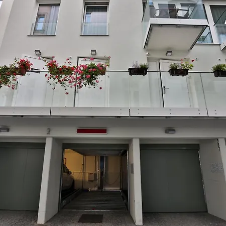 & Aparthotel Praga